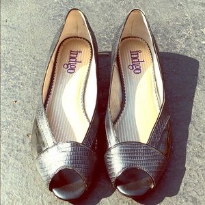 Comfortable and wide flats for the office